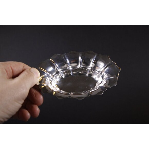 Vintage BIRKS Rideau plate nut dishes set of 4, small fingerbowls open salt - Picture 5 of 10